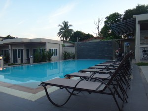 Thuan Resort Rawai Phuket swimming pool 05